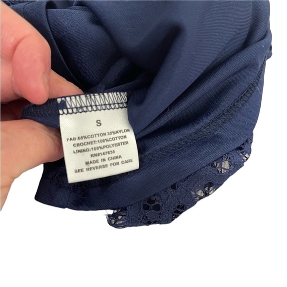 ROMEO and Juliet Lace Boho Tank Top Navy Keyhole Tassel Blouse - Picture 8 of 8